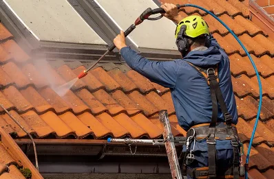 Démoussage et hydrofuge de toiture à Jeantes